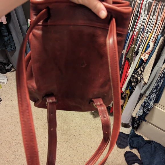 Leather backpack - Picture 4 of 5
